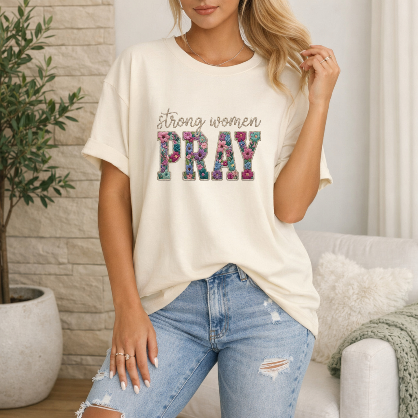 Strong Women Pray Premium T Shirt